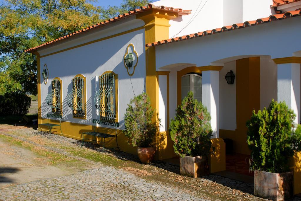 Herdade Da Samarra Hotel Viana do Alentejo Exterior photo