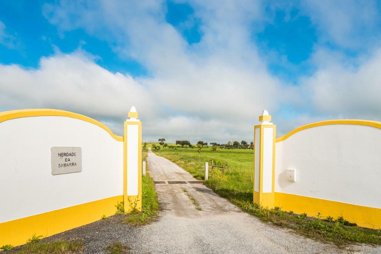 Herdade Da Samarra Hotel Viana do Alentejo Exterior photo